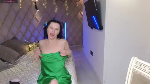lina_flore online show from 11, 7, 2026