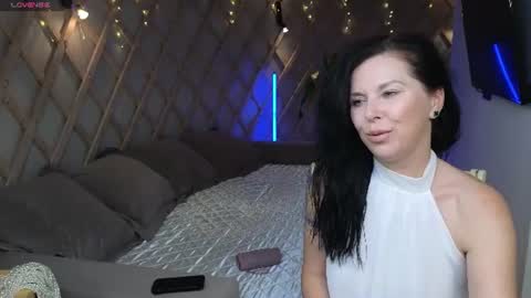 lina_flore online show from 6, 8, 2026