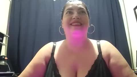 Snapshot of lina_maria99 chatting on 10, 11, 2025 Lina Mara99 online show from 10, 11, 2025