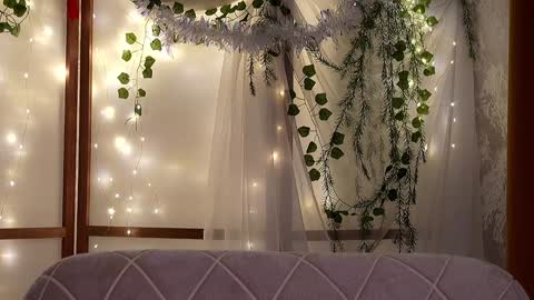 Lina -  online show from 30, 1, 2025