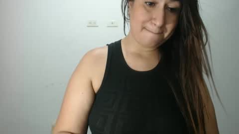 Snapshot of lina_playful chatting on 10, 2, 2025 iiisabella online show from 10, 2, 2025