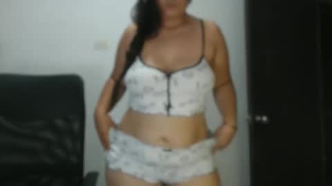 Snapshot of lina_playful chatting on 29, 4, 2026 iiisabella online show from 29, 4, 2026