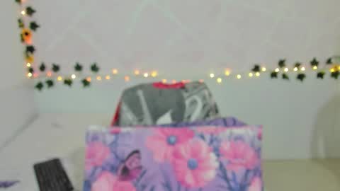 LINA SANCHEZ online show from 29, 10, 2025