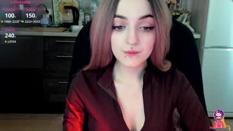 Lina 3  1715622743 online show from 7, 2, 2025