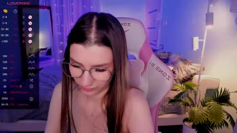 Lina online show from 23, 4, 2026