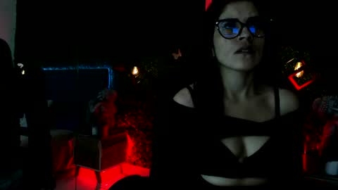 Lina  online show from 1, 7, 2026
