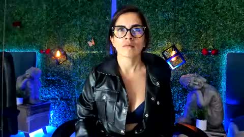 Lina  online show from 2, 7, 2026