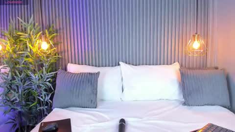 Snapshot of linaglam chatting on 10, 3, 2025 LinaGlam online show from 10, 3, 2025