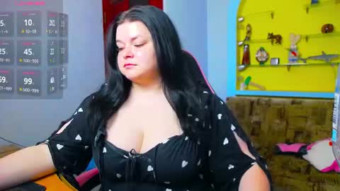Lina online show from 18, 7, 2026