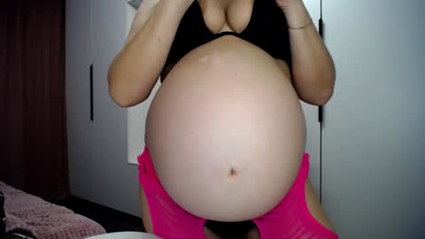 Lina Sparks online show from 9, 12, 2024