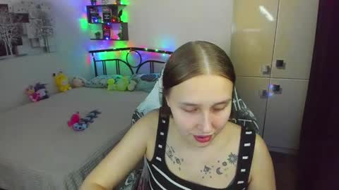 Lina online show from 4, 5, 2026