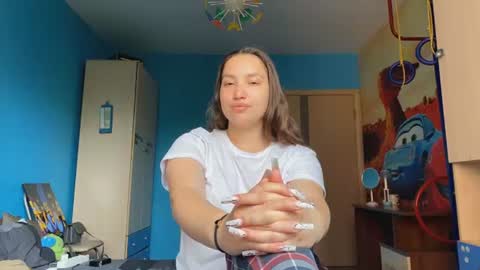 Elin online show from 19, 6, 2026