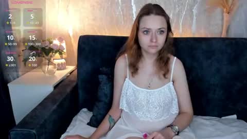 Snapshot of linda__bryant chatting on 19, 7, 2026 Linda GMT2 Mon Tu Fri Sa Su 0300am-1000 am online show from 19, 7, 2026