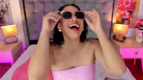 Linda Fosterr online show from 24, 4, 2026