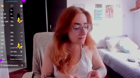 Snapshot of linda_giggle chatting on 2, 12, 2024 Giggles  online show from 2, 12, 2024