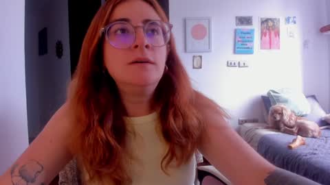 Snapshot of linda_giggle chatting on 23, 12, 2024 Giggles  online show from 23, 12, 2024
