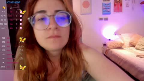 Snapshot of linda_giggle chatting on 2, 2, 2025 Giggles  online show from 2, 2, 2025