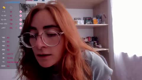 Snapshot of linda_giggle chatting on 10, 2, 2025 Giggles  online show from 10, 2, 2025