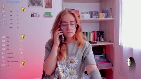 Snapshot of linda_giggle chatting on 24, 2, 2025 Giggles  online show from 24, 2, 2025