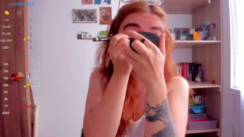 Snapshot of linda_giggle chatting on 4, 3, 2025 Giggles  online show from 4, 3, 2025