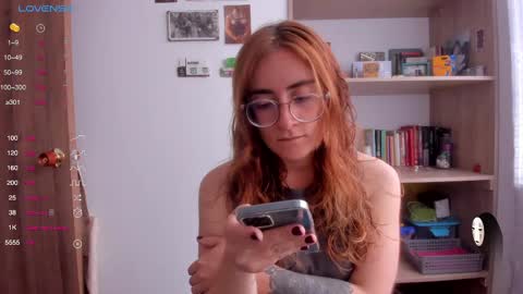 Snapshot of linda_giggle chatting on 6, 3, 2025 Giggles  online show from 6, 3, 2025