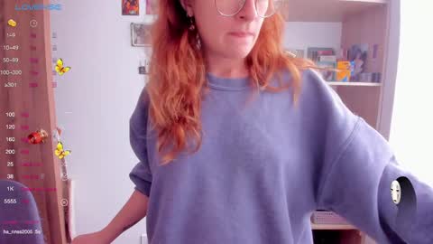 Snapshot of linda_giggle chatting on 12, 3, 2025 Giggles  online show from 12, 3, 2025