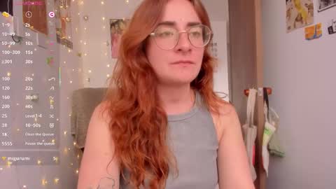Snapshot of linda_giggle chatting on 13, 10, 2025 Giggles  online show from 13, 10, 2025