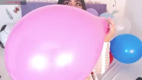 Linda  online show from 7, 7, 2026
