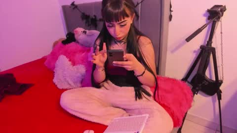 Lindaa maria  online show from 16, 12, 2025