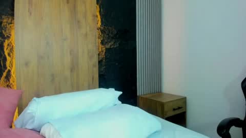 linda_montoya online show from 11, 5, 2026
