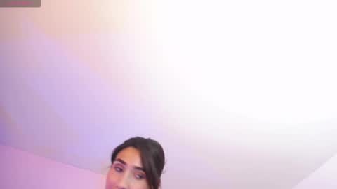 Maria Paula online show from 3, 3, 2025