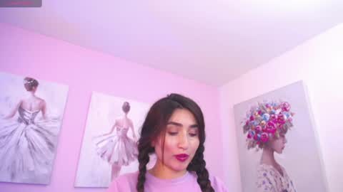 Maria Paula online show from 9, 3, 2025