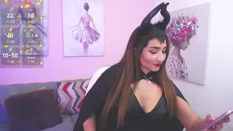 Maria Paula online show from 29, 10, 2025