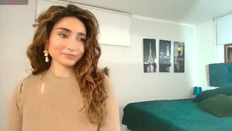 Maria Paula online show from 11, 7, 2026