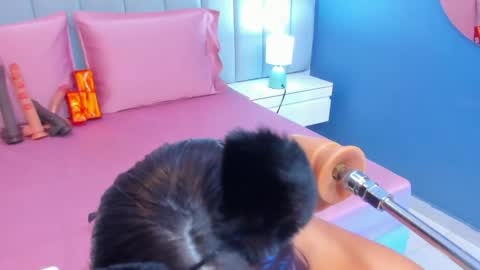 linda_sofi__ online show from 7, 5, 2026