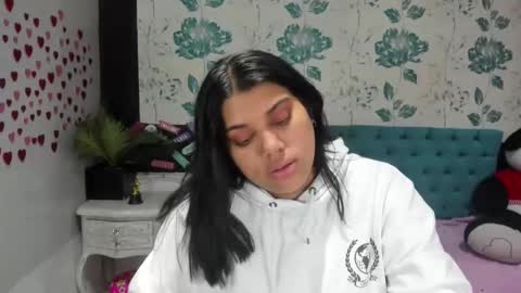    online show from 21, 2, 2025