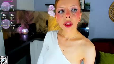 Snapshot of lindacrystalofc chatting on 8, 3, 2026 happy new year online show from 8, 3, 2026