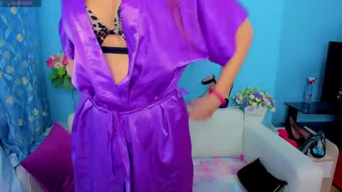 Snapshot of lindaliiii chatting on 27, 3, 2026 Linda online show from 27, 3, 2026