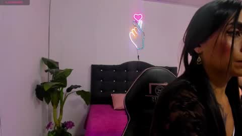 Snapshot of lindsay_tay chatting on 22, 3, 2026 Linda online show from 22, 3, 2026