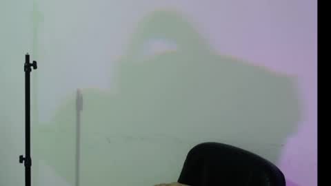 lindsey_2023 online show from 13, 12, 2024