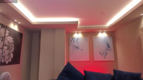 Lin  online show from 9, 10, 2025