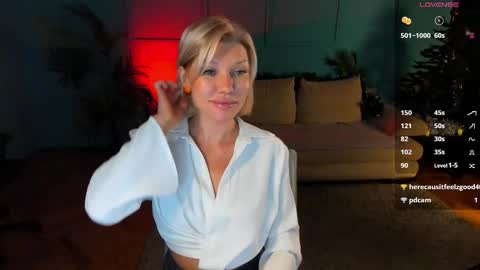 Snapshot of lindsi_luvviv chatting on 9, 1, 2026 lindsi_luvviv online show from 9, 1, 2026