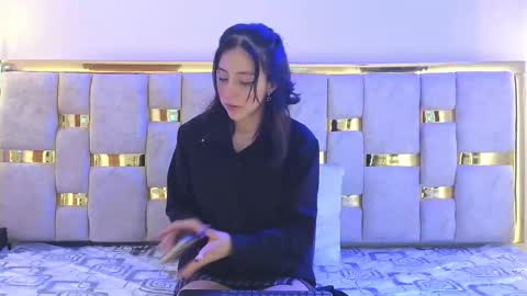 Snapshot of ling_ling24 chatting on 16, 12, 2025 ling ling24 online show from 16, 12, 2025