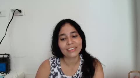 Snapshot of linsay10 chatting on 27, 5, 2026 linsay10 online show from 27, 5, 2026