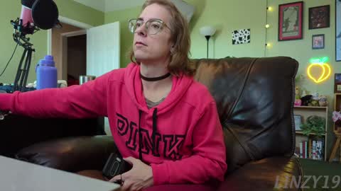 Snapshot of linzy19 chatting on 30, 1, 2025 Linzy19 online show from 30, 1, 2025