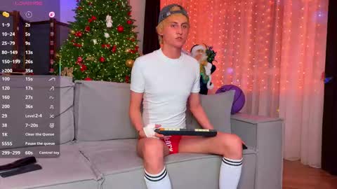 Snapshot of lionbitchkovsky chatting on 15, 1, 2026 lionbitchkovsky online show from 15, 1, 2026