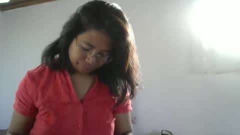 liora online show from 9, 2, 2026