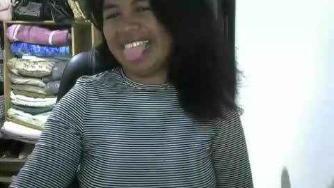 Snapshot of liora_selene chatting on 27, 5, 2026 liora online show from 27, 5, 2026