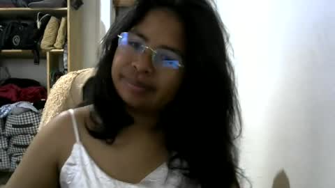 Snapshot of liora_selene chatting on 27, 7, 2026 liora online show from 27, 7, 2026