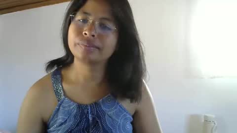 Liora selenex online show from 2, 2, 2026